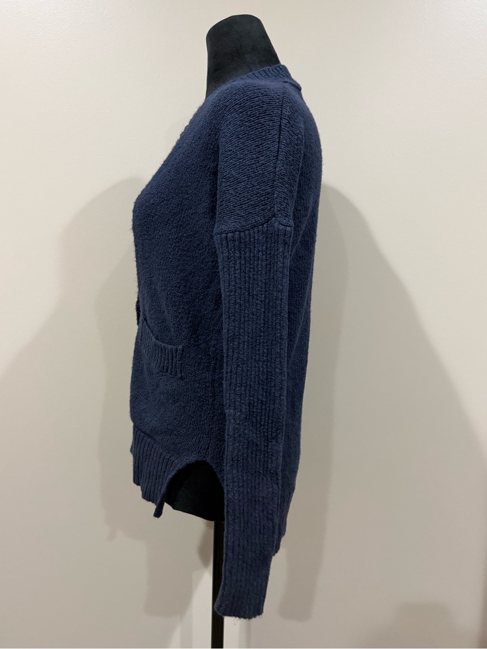 Hollister Navy Blue Y2K Boyfriend Cardigan Sweater - Picture 4 of 5